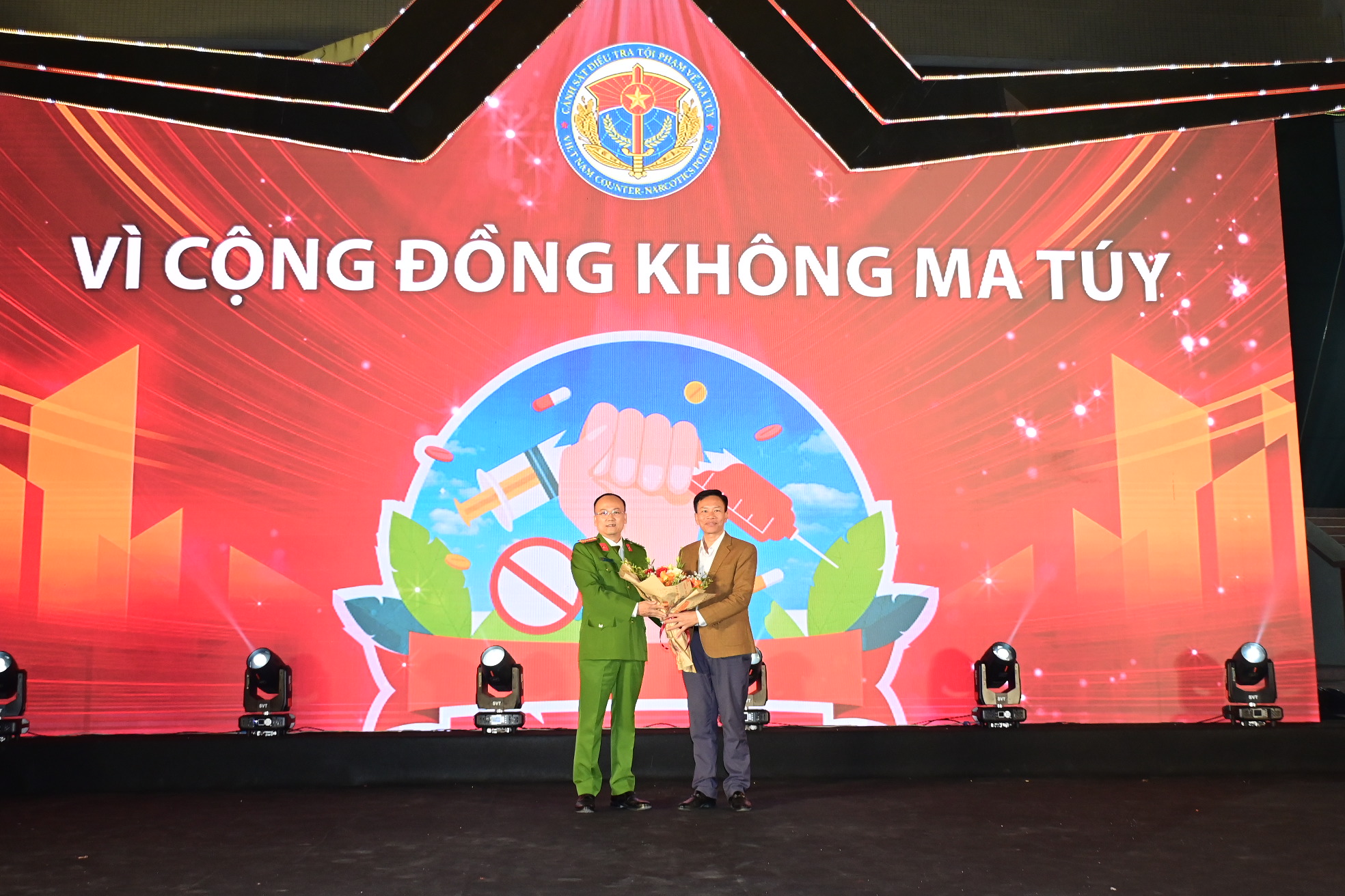 Nhân dân thôn 4, xã Lê Lợi (An Dương) gửi thư cảm ơn Phòng Cảnh sát ĐTTP về ma túy
